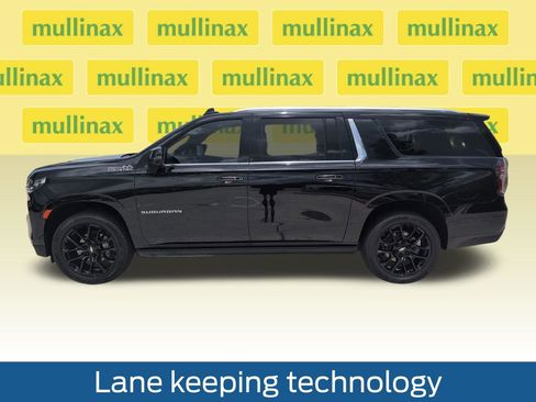 Used 2023 Chevrolet Suburban High Country AWD/4WD image 11