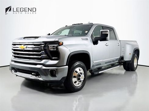 Used 2024 Chevrolet Silverado 3500 High Country w/ High Country Premium Package AWD/4WD image 1