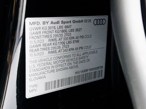 Used 2025 Audi RS Q8 performance AWD/4WD image 92
