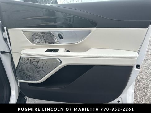 New 2026 Lincoln Nautilus Black Label AWD/4WD image 33