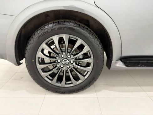 Used 2024 Nissan Armada Platinum w/ Captain's Chairs Package AWD/4WD image 50