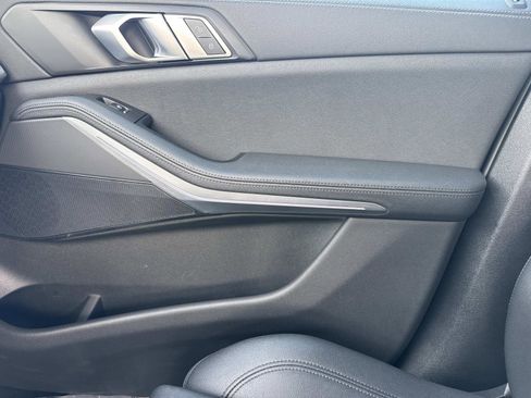 Used 2022 BMW X5 sDrive40i w/ Parking Assistance Package image 23