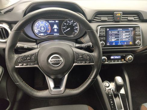 Used 2020 Nissan Versa SR FWD image 22