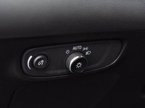 Used 2025 Buick Encore GX Preferred image 11