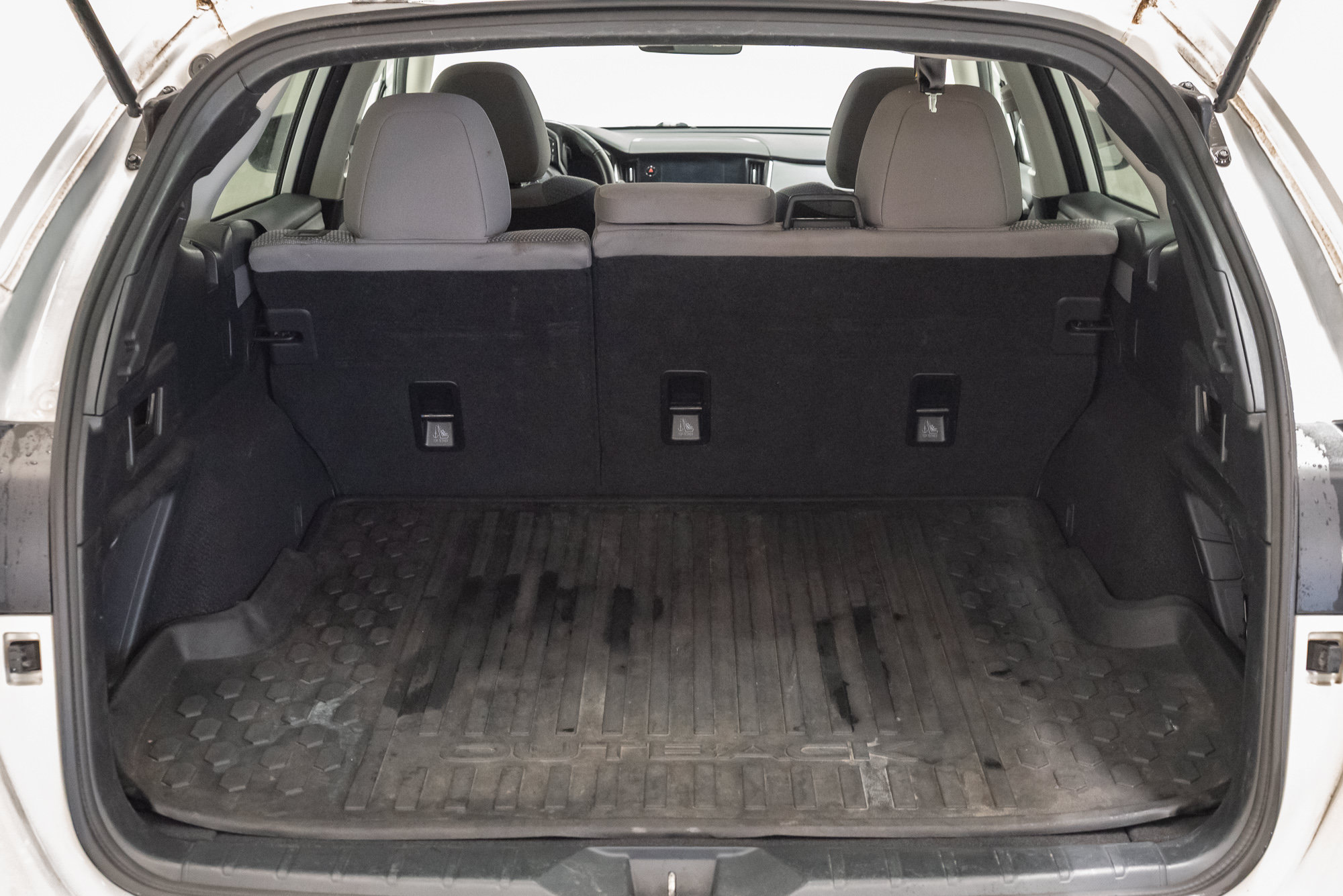 Used 2024 Subaru Outback Premium AWD/4WD image 36