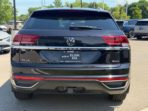 Used 2022 Volkswagen Atlas Cross Sport SE AWD/4WD image 4