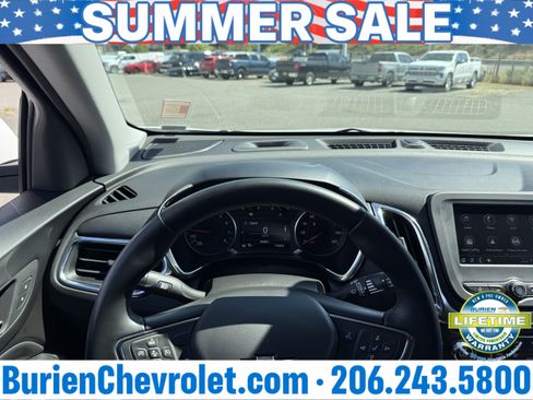 Used 2024 Chevrolet Equinox LT AWD/4WD image 13