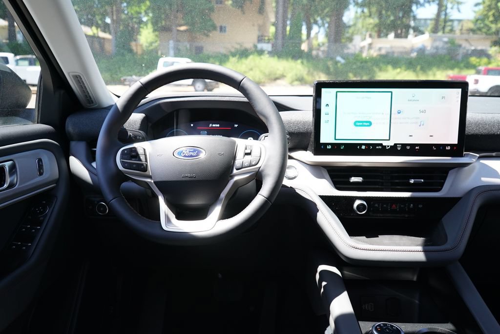 New 2026 Ford Explorer Active w/ Active Comfort Package AWD/4WD image 8