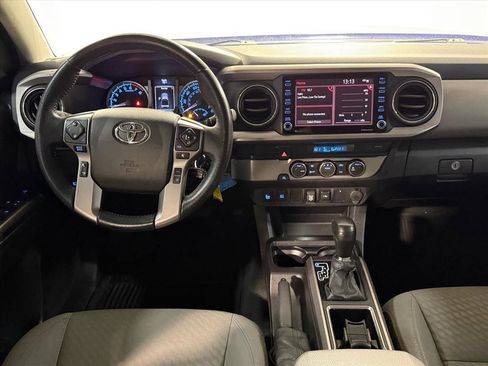 Used 2022 Toyota Tacoma SR5 image 12