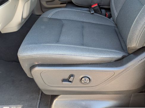 Used 2019 RAM 1500 Big Horn RWD image 12