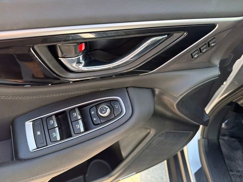 Used 2023 Subaru Outback Touring AWD/4WD image 19