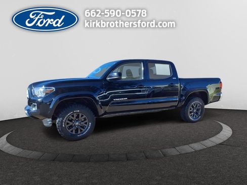 Used 2021 Toyota Tacoma SR5 image 1
