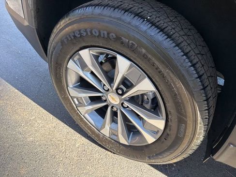 Used 2026 Chevrolet Equinox LT image 30