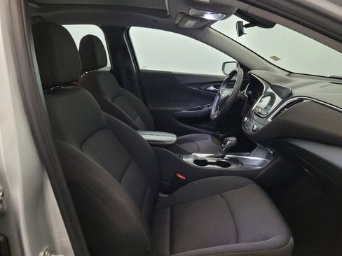 Used 2021 Chevrolet Malibu LT FWD image 21