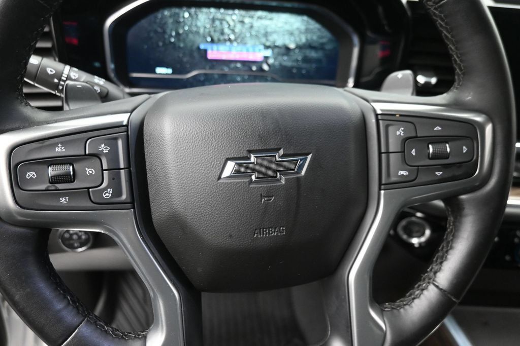 Used 2023 Chevrolet Silverado 1500 LT Trail Boss w/ LT Trail Boss Premium Package AWD/4WD image 17