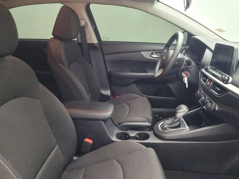 Used 2021 Kia Forte LXS FWD image 21