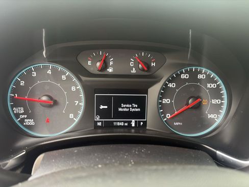 Used 2020 Chevrolet Equinox LT w/ Sport Edition AWD/4WD image 18