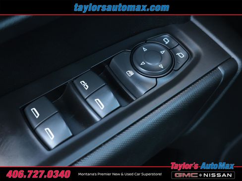 Used 2021 GMC Sierra 1500 4x4 Crew Cab w/ Sierra Value Package image 22