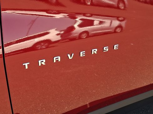 Certified 2023 Chevrolet Traverse LT AWD/4WD image 32