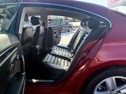 Used 2017 Volkswagen CC Sport image 18