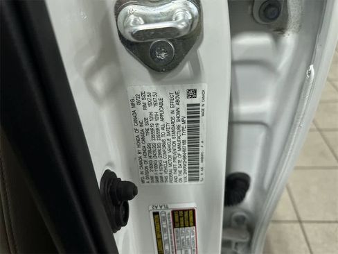 Certified 2022 Honda CR-V Touring image 14