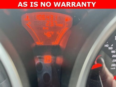 Used 2011 Nissan Juke SL image 18