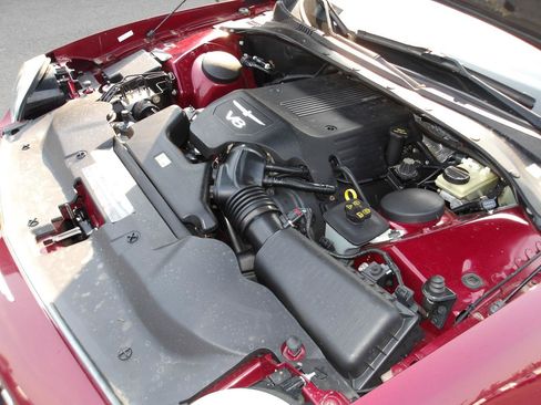 Used 2004 Ford Thunderbird RWD image 25