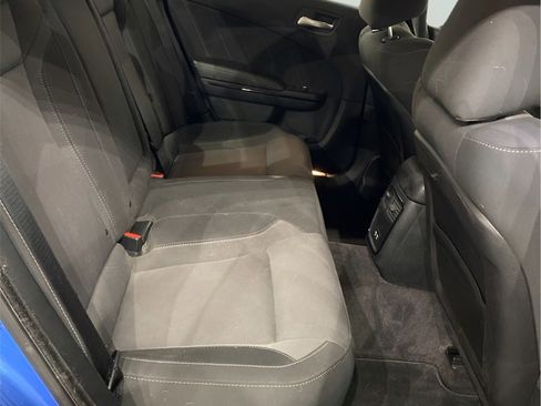 Used 2019 Dodge Charger SXT image 11