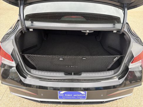 Used 2024 Hyundai Elantra Limited FWD image 25