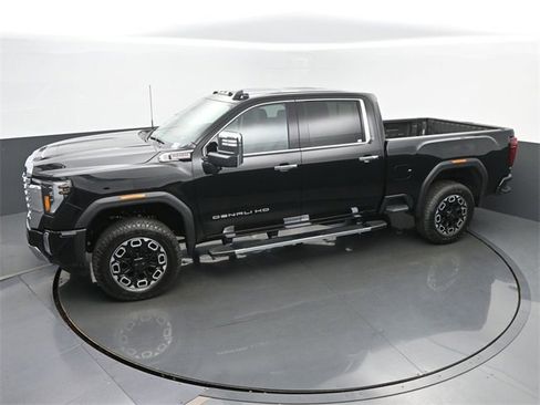 New 2025 GMC Sierra 2500 Denali w/ Denali Reserve Package image 39