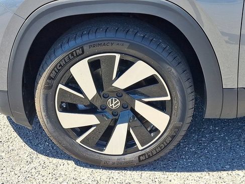 Used 2024 Volkswagen Atlas Cross Sport SE AWD/4WD image 8