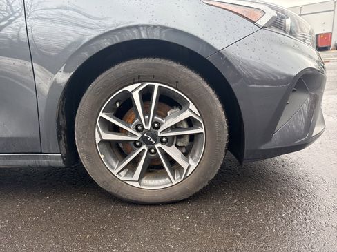 Used 2023 Kia Forte LXS image 8