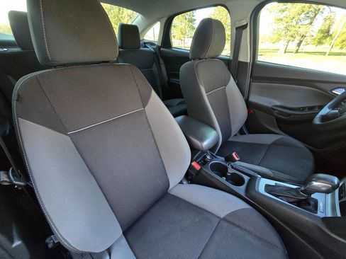 Used 2014 Ford Focus SE image 29