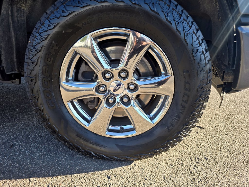 Used 2016 Ford F150 XL w/ Equipment Group 101A Mid AWD/4WD image 10