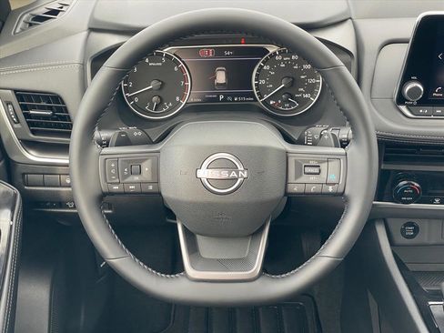 New 2026 Nissan Rogue SV FWD image 13