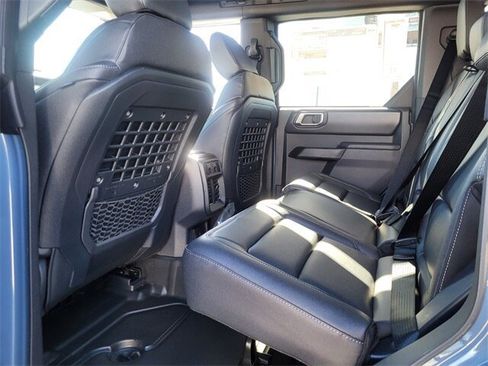 New 2025 Ford Bronco Badlands w/ Sasquatch Package image 5