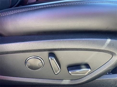 Used 2020 Lincoln Nautilus Reserve w/ Equipment Group 201A image 27