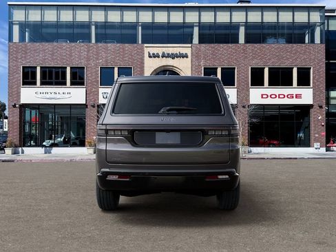 New 2026 Jeep Grand Wagoneer Summit AWD/4WD image 7