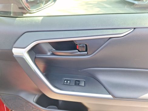 Used 2025 Toyota RAV4 LE FWD image 34
