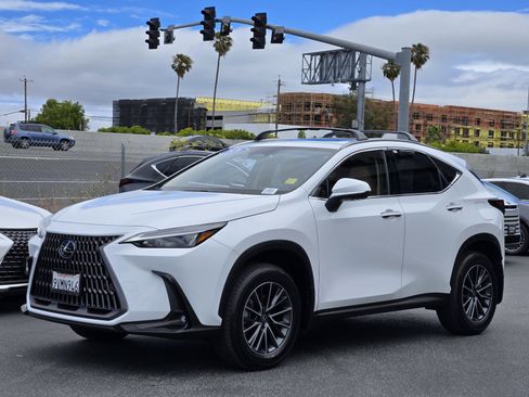 Certified 2026 Lexus NX 350h AWD w/ Accessory Package (2T) image 8