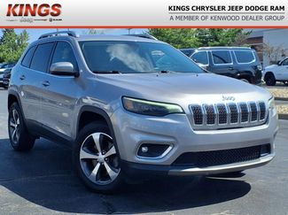 Certified 2019 Jeep Cherokee Limited image 1
