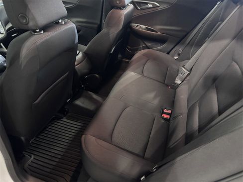 Used 2022 Chevrolet Malibu RS image 12