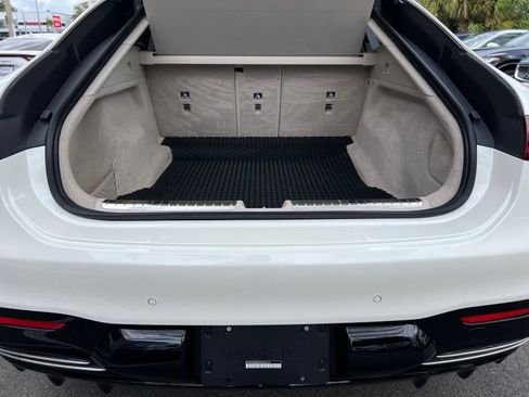 Used 2022 Mercedes-Benz EQS 580 4MATIC Sedan image 22