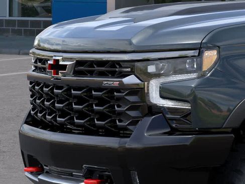 New 2026 Chevrolet Silverado 1500 ZR2 image 13