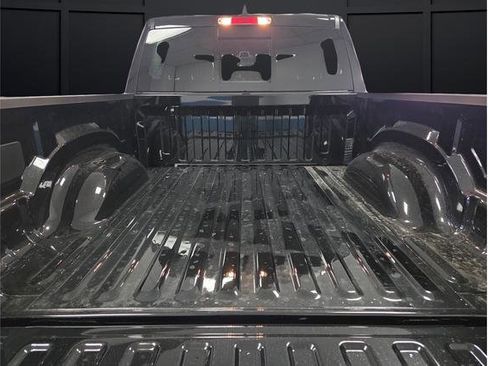 New 2026 RAM 1500 4x4 Crew Cab image 14