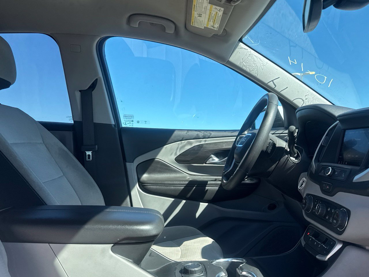 Used 2022 GMC Terrain SLE w/ Driver Convenience Package FWD image 31