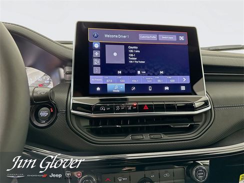 New 2026 Jeep Compass Latitude image 30