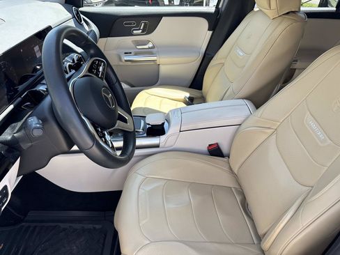 Used 2023 Mercedes-Benz GLA 250 image 15