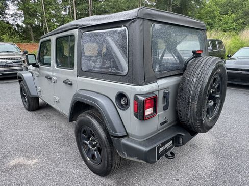 Used 2023 Jeep Wrangler Unlimited Sport AWD/4WD image 7