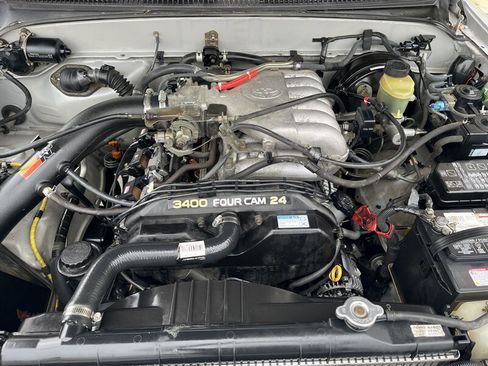 Used 2000 Toyota Tacoma PreRunner image 24